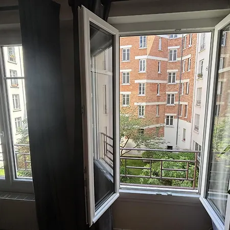 Apartment Cozy 47 M Near Pere-lachaise Paris